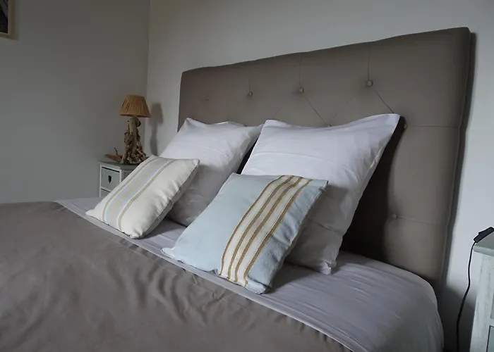 La Meridienne - D'hotes לינה וארוחת בוקר